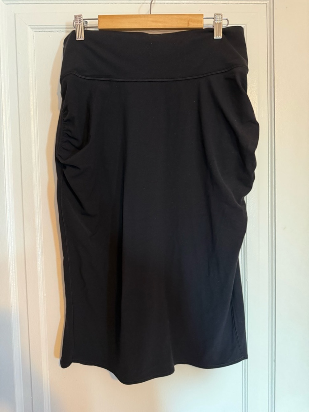 Athleta Transcend Black Pencil Skirt with Side Ruching